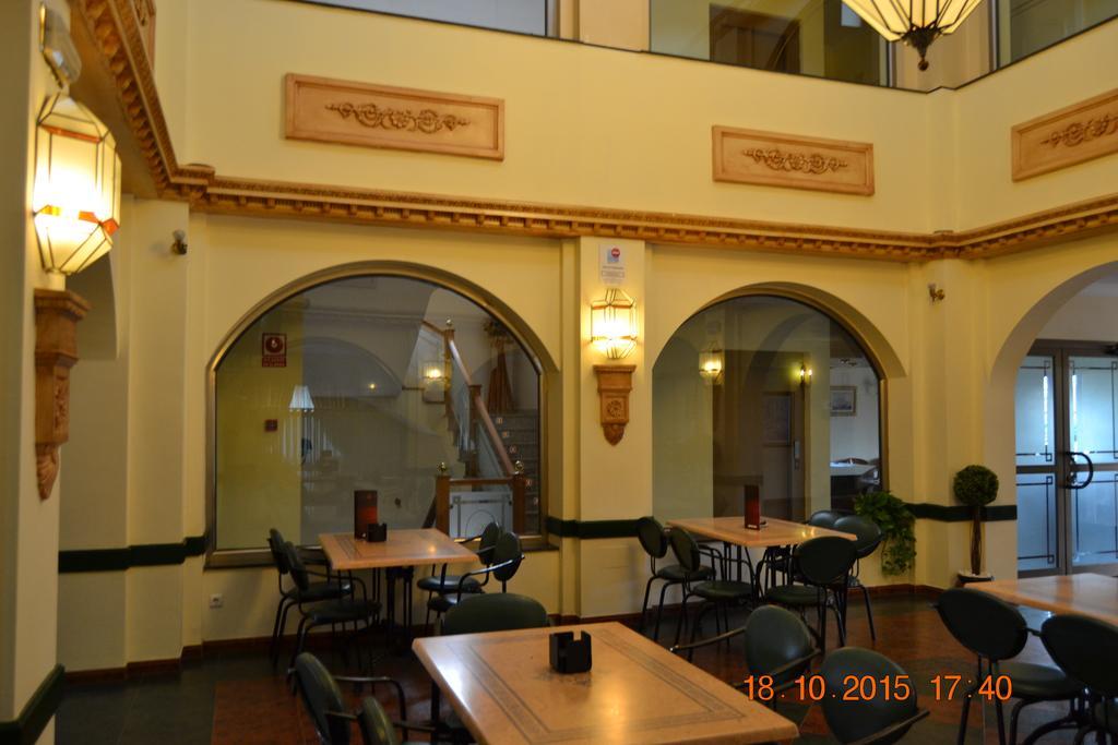 Moraleda De Zafayona Hotel Poniente מראה חיצוני תמונה
