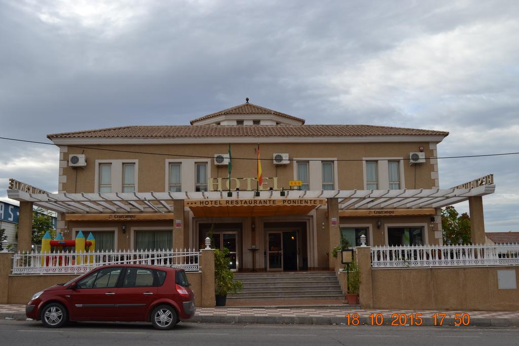 Moraleda De Zafayona Hotel Poniente מראה חיצוני תמונה