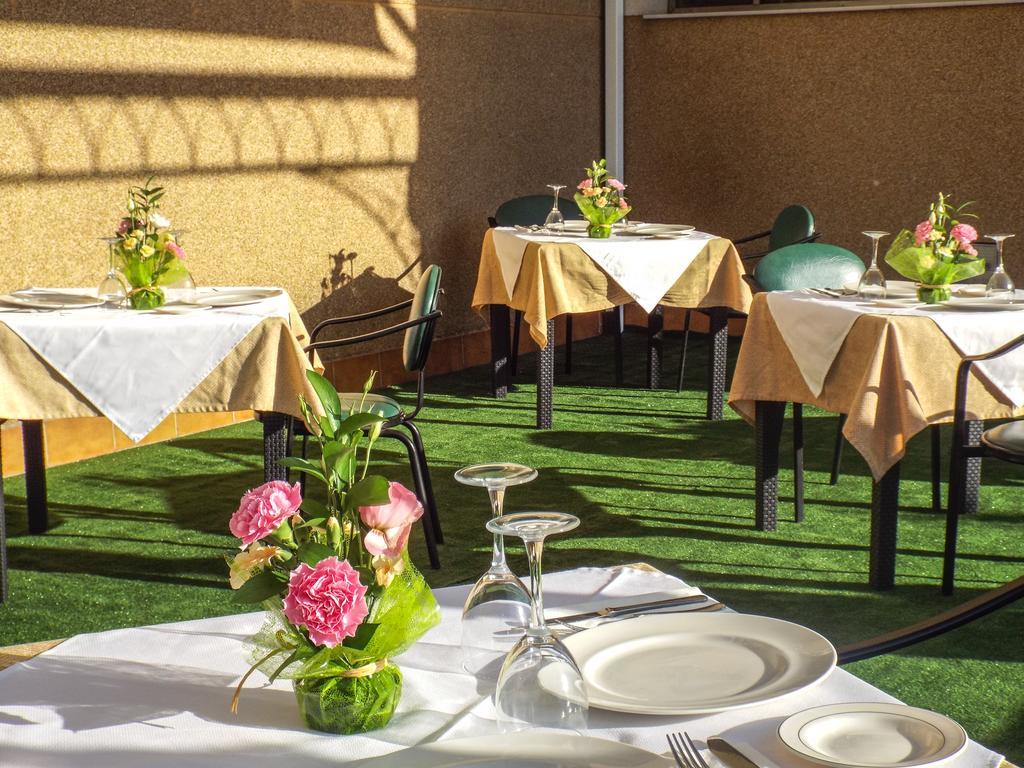 Moraleda De Zafayona Hotel Poniente מראה חיצוני תמונה