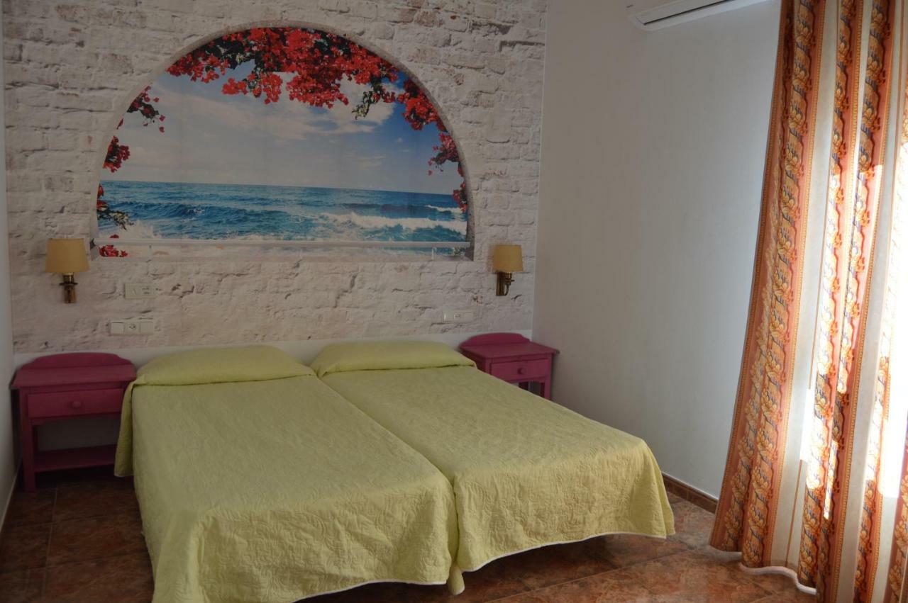 Moraleda De Zafayona Hotel Poniente מראה חיצוני תמונה