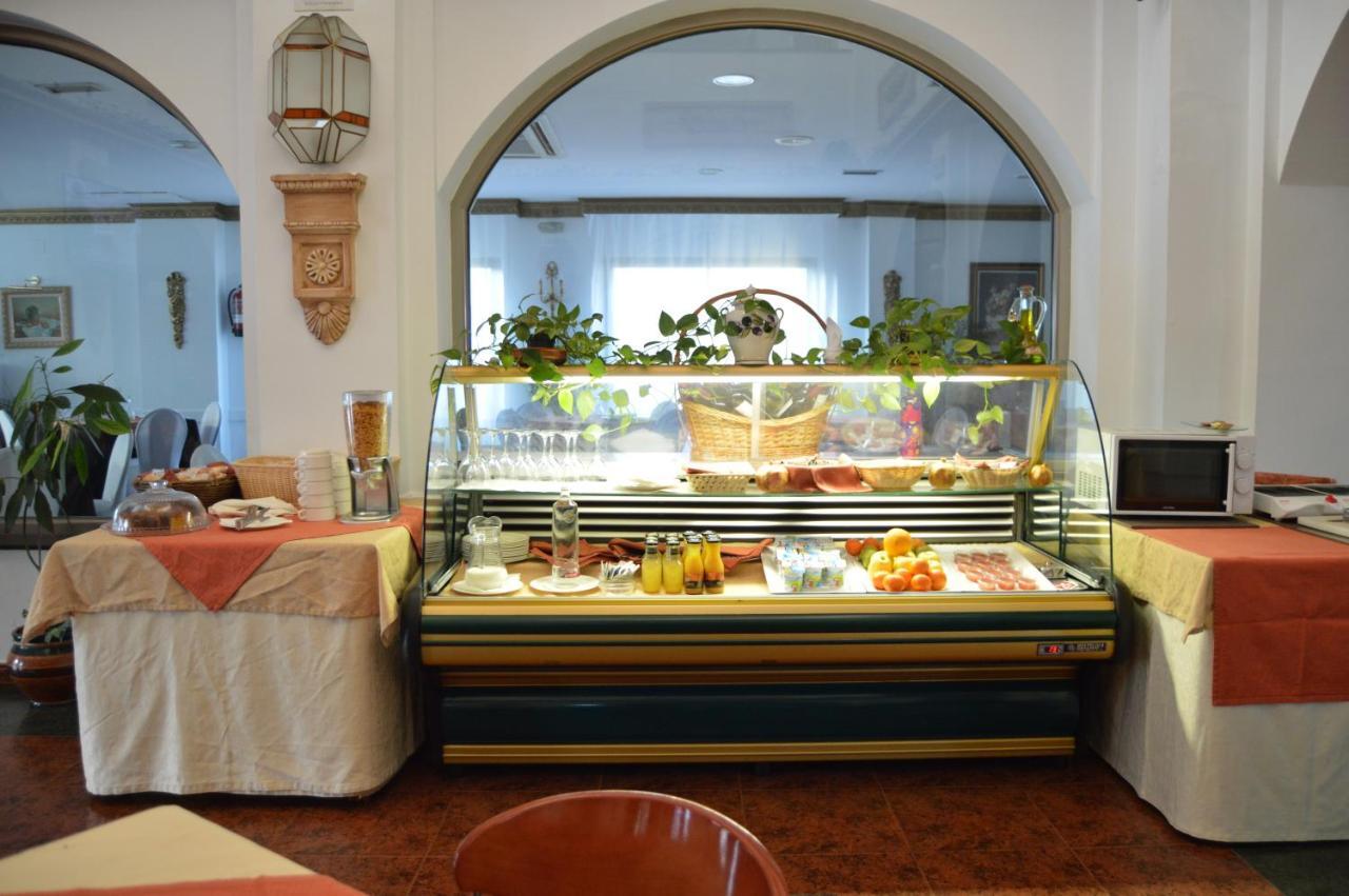 Moraleda De Zafayona Hotel Poniente מראה חיצוני תמונה